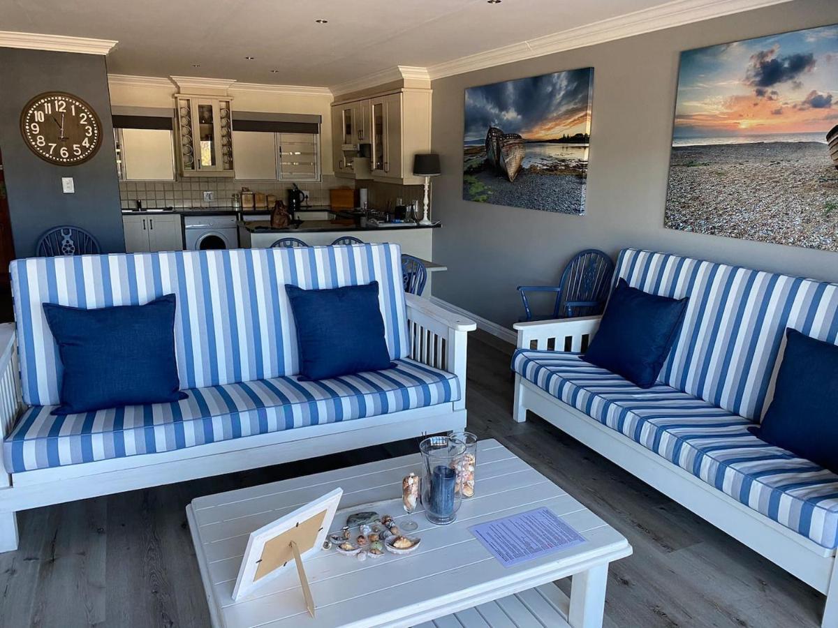 Modern Apartment Walking Distance To Main Beach Restaurants And Other Amenities Jeffreys Bay Zewnętrze zdjęcie